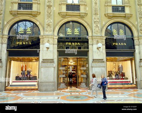 prada shop italia|prada boutiques.